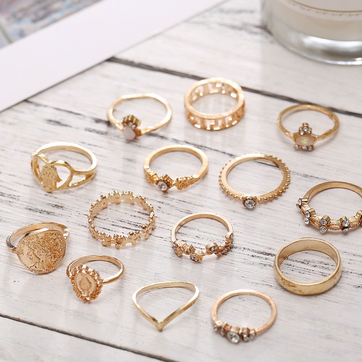 Dolce Vita Luxe Collection: 15-Piece Viennese Crystal Ensemble in 18K Italian Gold Plating