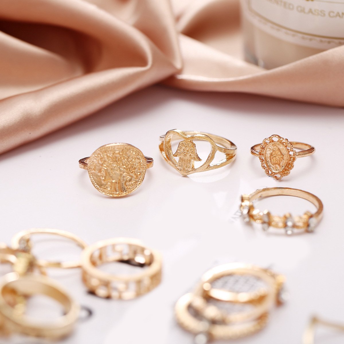 Dolce Vita Luxe Collection: 15-Piece Viennese Crystal Ensemble in 18K Italian Gold Plating