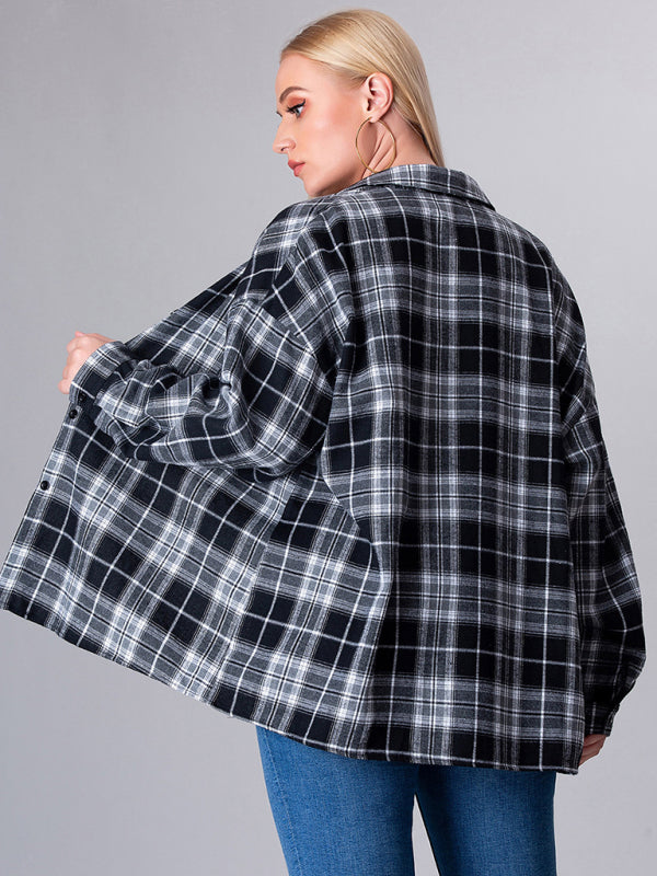 Plus size women's loose plaid shirt