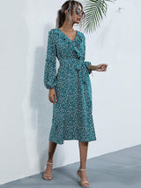 Women's ruffle collar long-sleeved floral dresses