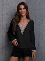 Women's Sweet Dream Solid Color V Neck Lace Trim Polka Dot Puff Sleeve Top
