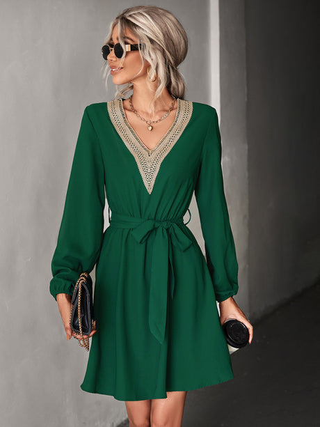 Women's V-neck Puff Sleeve Lace-trim Dress