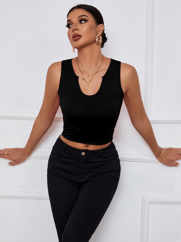 Women's Solid Color Knit Y-neckline Cropped Henley Tank Top