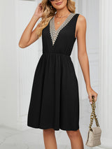 Women's knitted lace V-neck sleeveless pocket waist dress