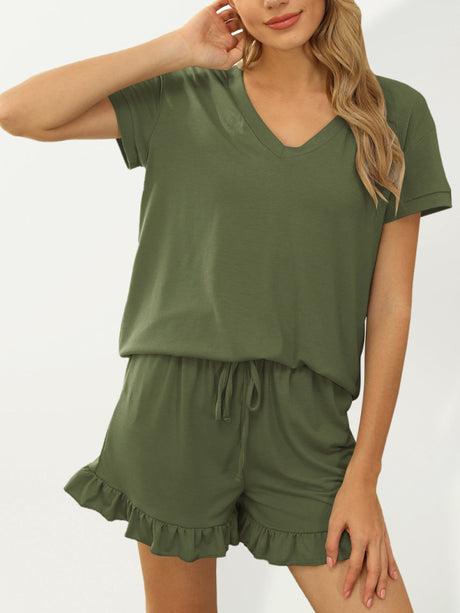 Women's 2-piece Henley V-neck Short Sleeve Henley Tee With Ruffle Hem Shorts Set